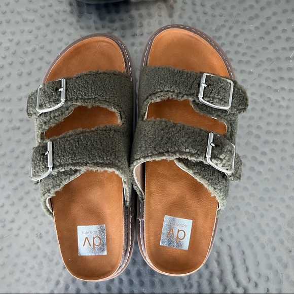 Dolce Vita Laica Fuzzy Buckle Slide Sandal - Picture 3 of 9